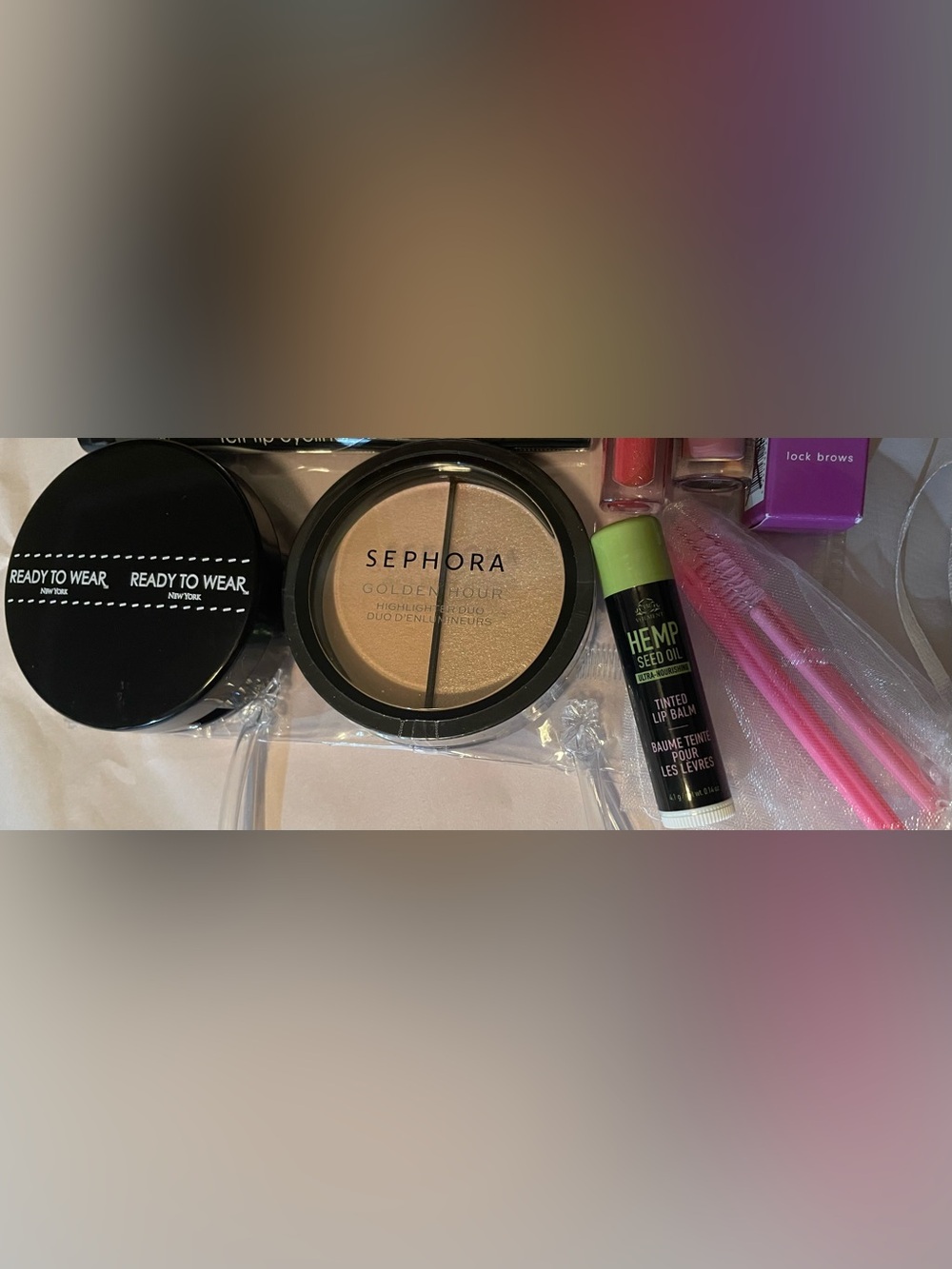 Makeup Bundle - Picture 4 of 4